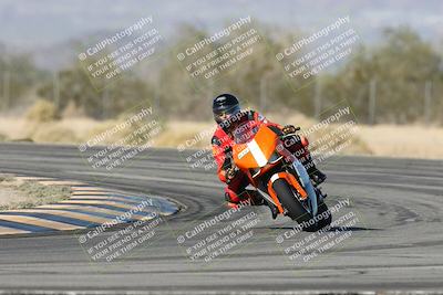 media/Dec-04-2025-Racers Edge (Thu) [[5ebc9f124d]]/3-B Group/1-Session 1 (Turn 7)/